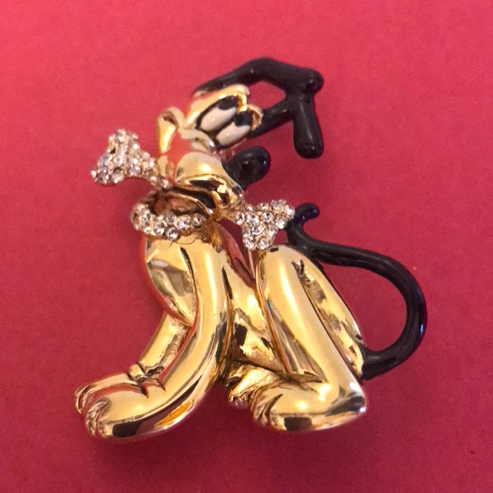Disney Pluto brooch by Napier